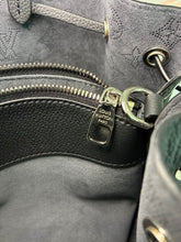 Load image into Gallery viewer, Mahina Bella Tote
