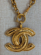 Load image into Gallery viewer, Coco Mark CC Matelassé Logo Necklace
