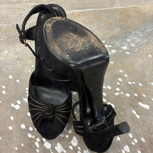Load image into Gallery viewer, Suede Knot Peep Toe Platform Heels
