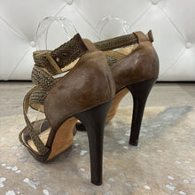 Load image into Gallery viewer, Raffia Strap Leather High Heels
