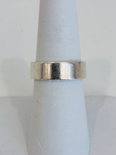 Load image into Gallery viewer, Diamond Lock &amp; Keyhole Band
