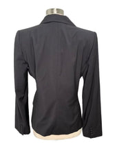 Load image into Gallery viewer, 3 Button Wool Blazer
