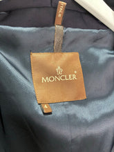 Load image into Gallery viewer, Hooded Down Jacket
