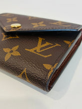 Load image into Gallery viewer, Victorine Wallet
