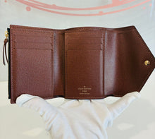 Load image into Gallery viewer, Monogram Victorine Wallet
