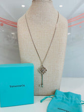 Load image into Gallery viewer, Knot Key Pendant Necklace
