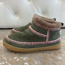 Load image into Gallery viewer, Laidback London Nyuki Boots
