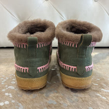 Load image into Gallery viewer, Laidback London Nyuki Boots
