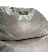 Load image into Gallery viewer, Resort A Shape Jacket in Nylon Ultralight
