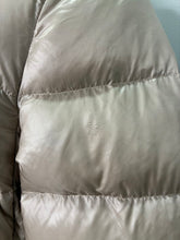 Load image into Gallery viewer, Resort A Shape Jacket in Nylon Ultralight
