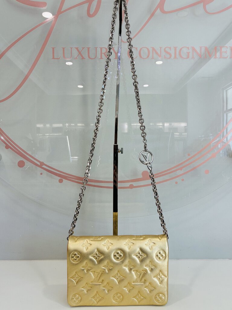 Coussin Pochette Monogram Empreinte Embossed Lambskin