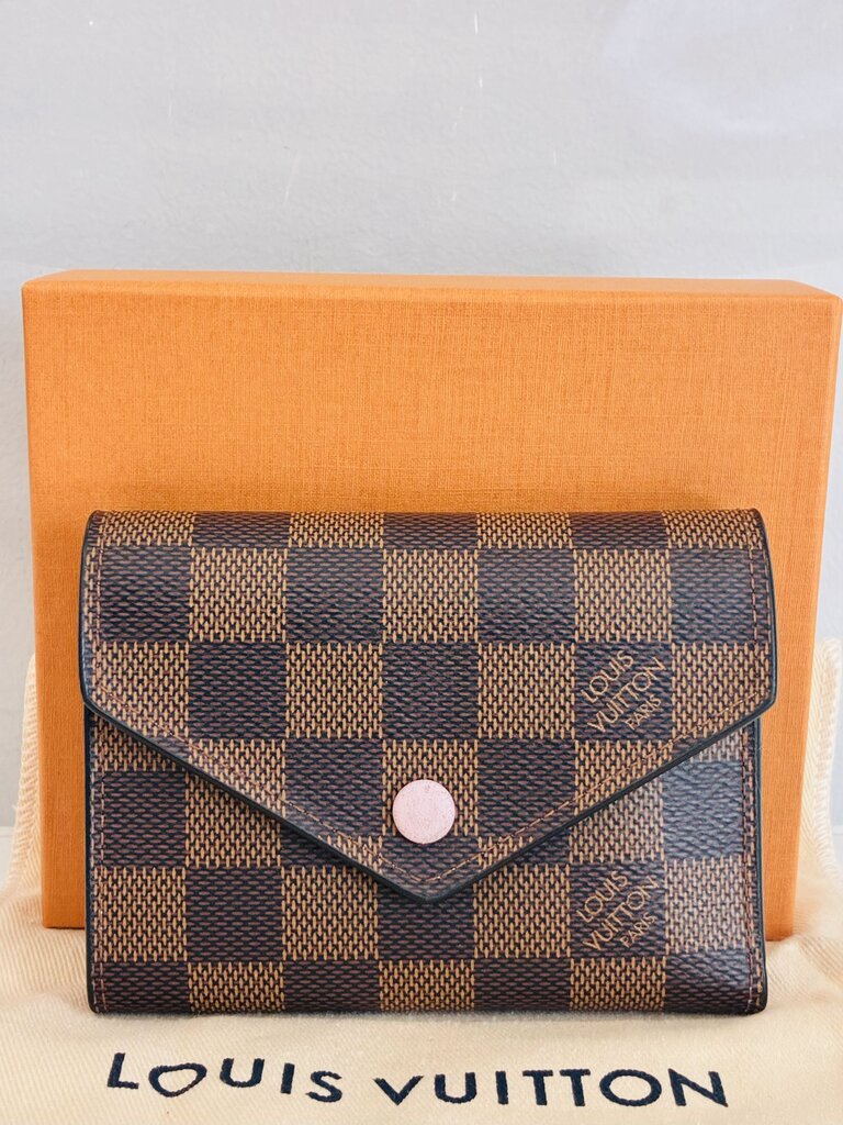Victorine Wallet Damier Ebene