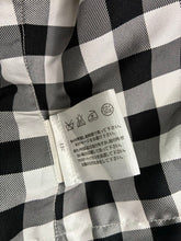 Load image into Gallery viewer, Nylon Cropped Short Sleeved Hooded Jacket
