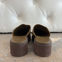 Load image into Gallery viewer, Anton Suede Mule Clog
