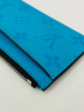 Load image into Gallery viewer, Taigarama Monogram Coin Card Holder
