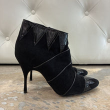 Load image into Gallery viewer, Inuk Seamed Suede Bootie

