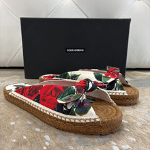 Load image into Gallery viewer, NIB Floral Knot Flat Slide Espadrilles
