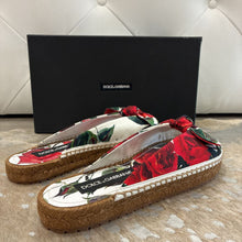 Load image into Gallery viewer, NIB Floral Knot Flat Slide Espadrilles
