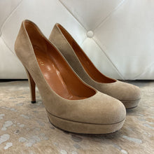 Load image into Gallery viewer, Betty Suede Platform Heels
