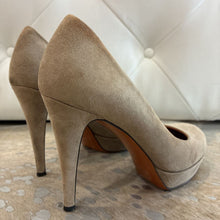 Load image into Gallery viewer, Betty Suede Platform Heels
