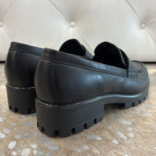 Load image into Gallery viewer, NWOT Modtray Leather Loafer
