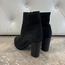 Load image into Gallery viewer, Myranda Suede Boot
