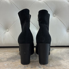 Load image into Gallery viewer, Myranda Suede Boot
