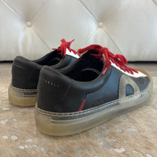 Load image into Gallery viewer, Low 1 Metropolis Leather and Suede Sneakers
