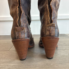 Load image into Gallery viewer, Studded Leather Distressed Western Boots
