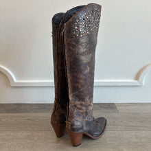 Load image into Gallery viewer, Studded Leather Distressed Western Boots
