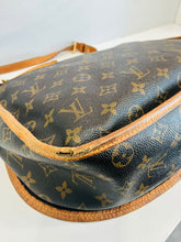 Load image into Gallery viewer, Vintage Monogram Menilmontant MM
