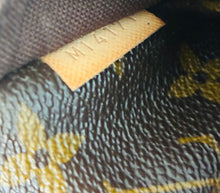 Load image into Gallery viewer, Vintage Monogram Menilmontant MM
