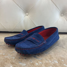 Load image into Gallery viewer, Suede Driver Loafers

