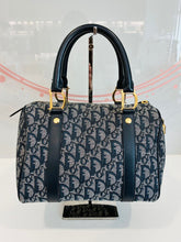 Load image into Gallery viewer, Trotter Small Boston Bag
