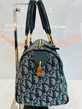 Load image into Gallery viewer, Trotter Small Boston Bag
