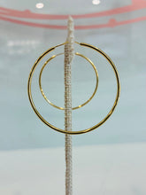 Load image into Gallery viewer, 18K Yellow Gold Hoop Earrings
