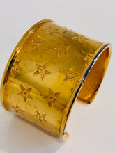 Load image into Gallery viewer, Vintage Gold Toned Cuff Bracelet

