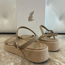 Load image into Gallery viewer, Irida Platform Sandals
