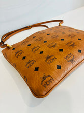 Load image into Gallery viewer, Visetos Medium Crossbody Pouch
