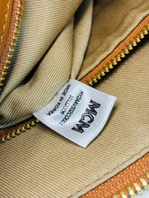 Load image into Gallery viewer, Visetos Medium Crossbody Pouch
