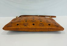 Load image into Gallery viewer, Visetos Medium Crossbody Pouch
