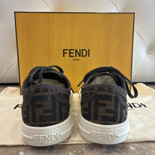 Load image into Gallery viewer, NIB Domino FF Fabric Low-Top Sneakers
