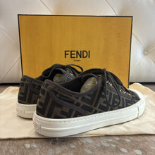 Load image into Gallery viewer, NIB Domino FF Fabric Low-Top Sneakers

