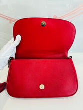 Load image into Gallery viewer, Soho Tassel Chain Crossbody Bag

