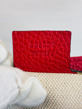 Load image into Gallery viewer, Soho Tassel Chain Crossbody Bag
