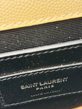 Load image into Gallery viewer, NWOT Grain De Poudre Classic Kate Clutch
