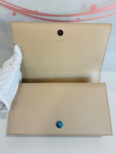 Load image into Gallery viewer, NWOT Grain De Poudre Classic Kate Clutch
