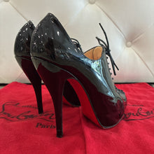 Load image into Gallery viewer, Patent Leather Christ 100 Lace Up Booties
