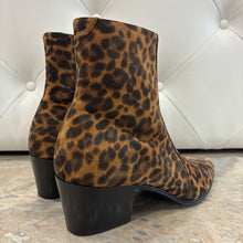 Load image into Gallery viewer, Suede Leopard Print Vassili Chelsea Boots
