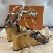 Load image into Gallery viewer, Sunshine Wedge Monogram Sandals
